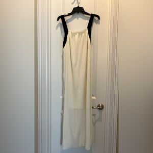 Zara Trafaluc S/S 18 pleated white maxi dress sz M